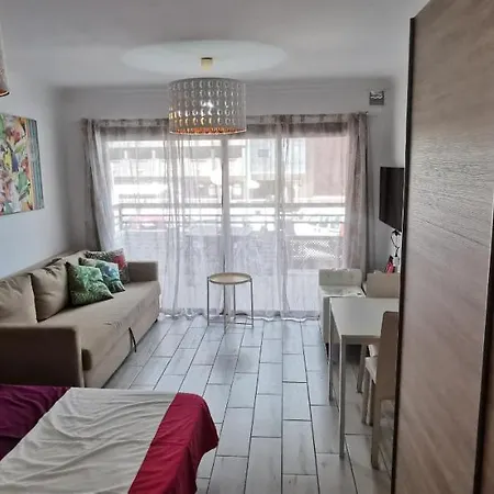 Apartment Danubio Near The Sea *